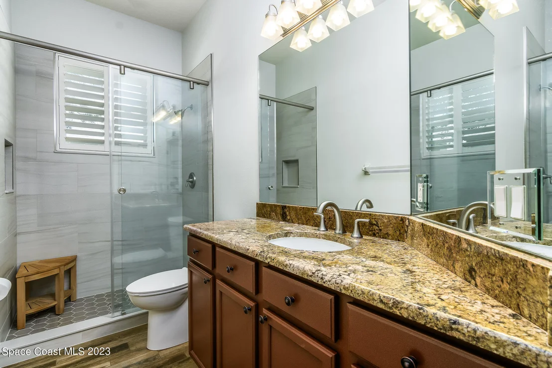 Photo of 6147 Arlington Circle