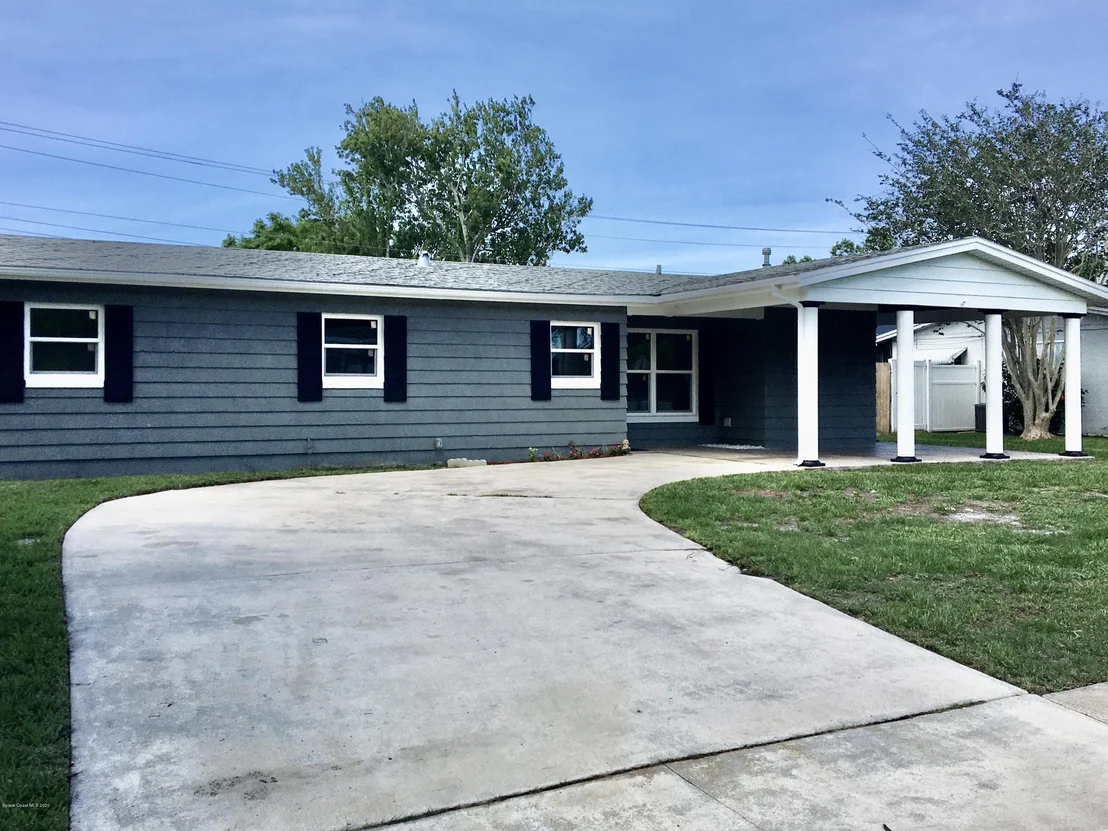 Photo of 984 Beacon Road