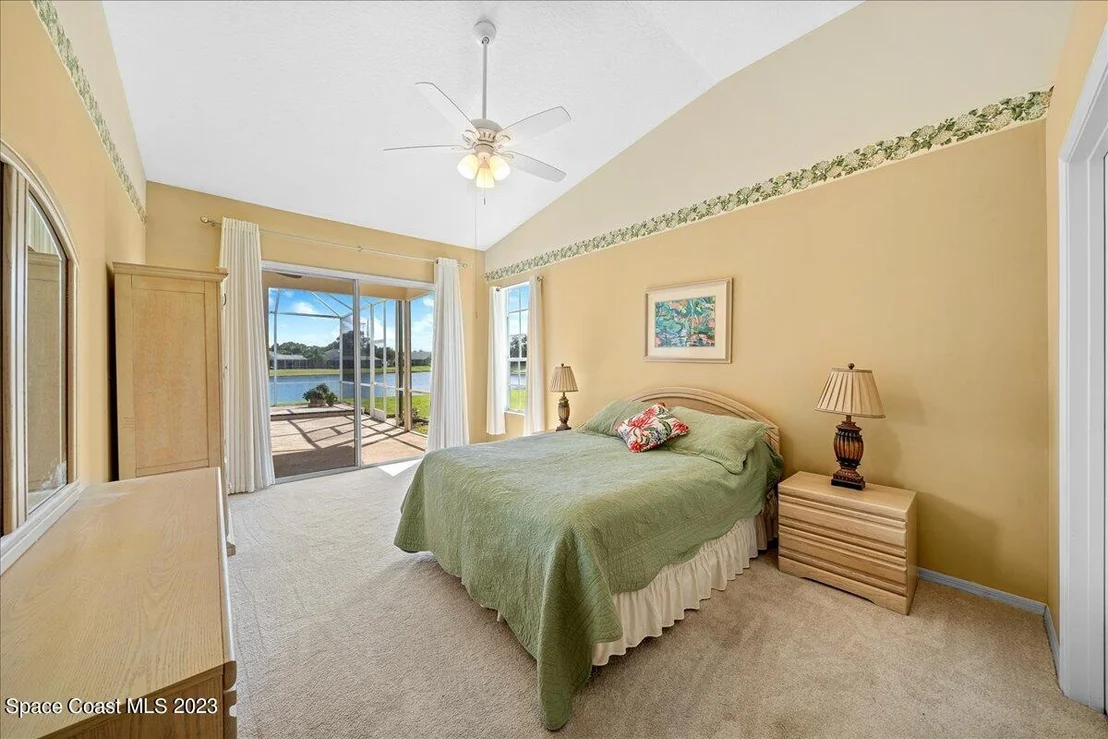 Photo of 369 Lake Victoria Circle