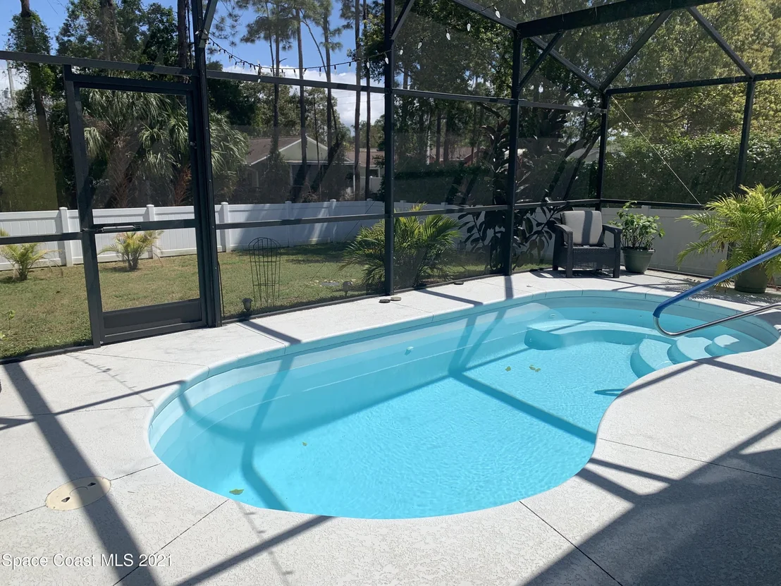 Photo of 6565 Dock Avenue