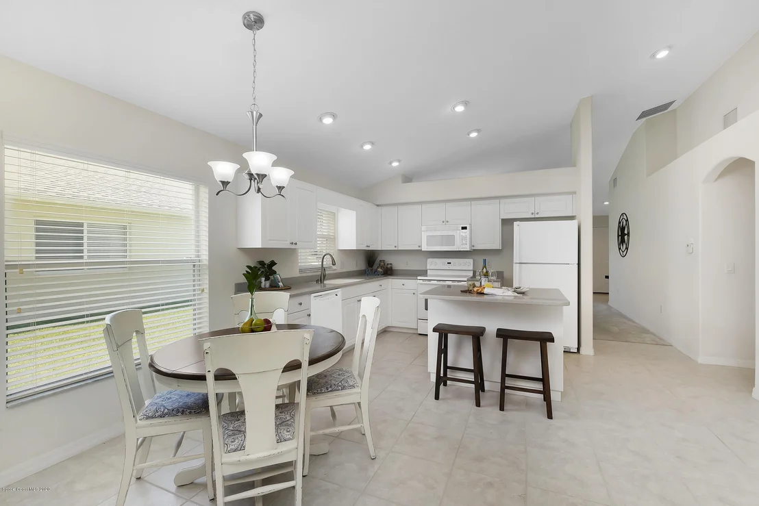 Photo of 3652 Shawnee Lane