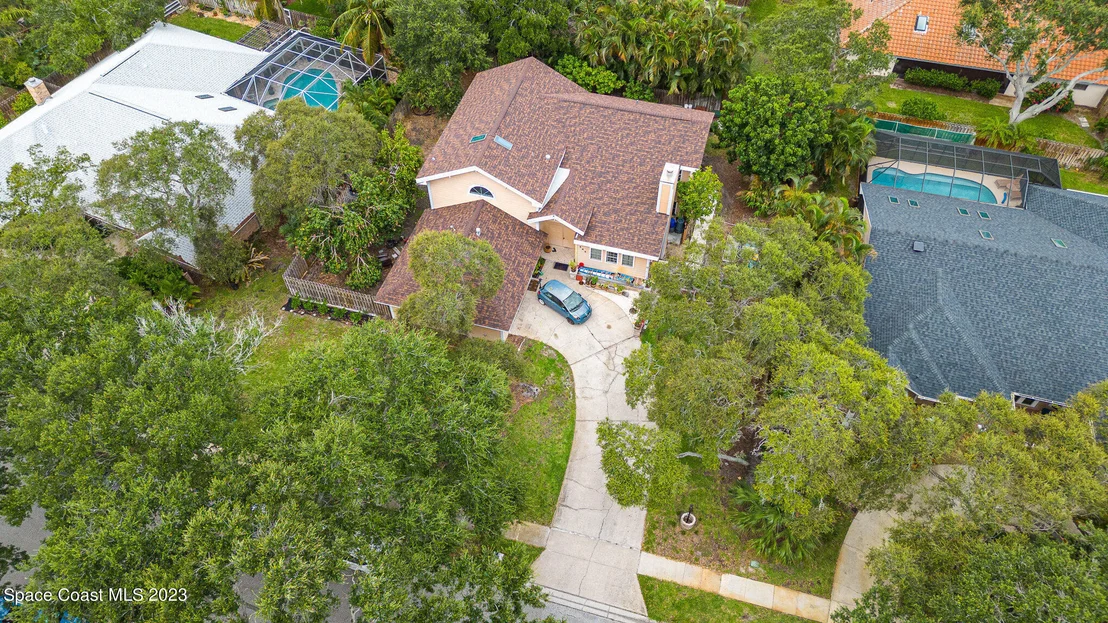 Photo of 544 Hummingbird Drive