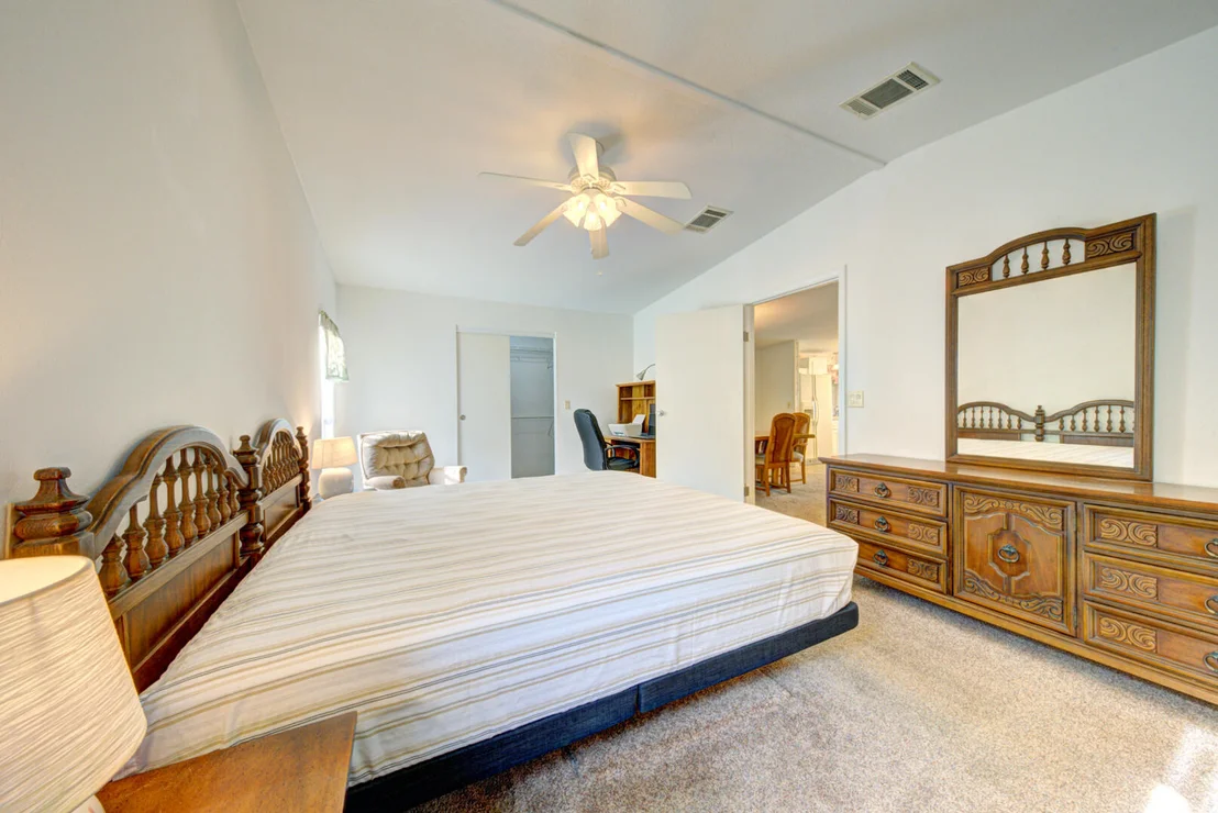 Photo of 665 Outer Drive