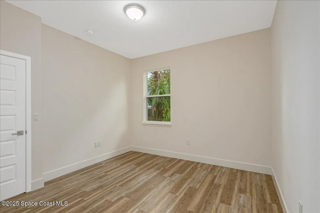 Photo of 958 Chace Lane NE