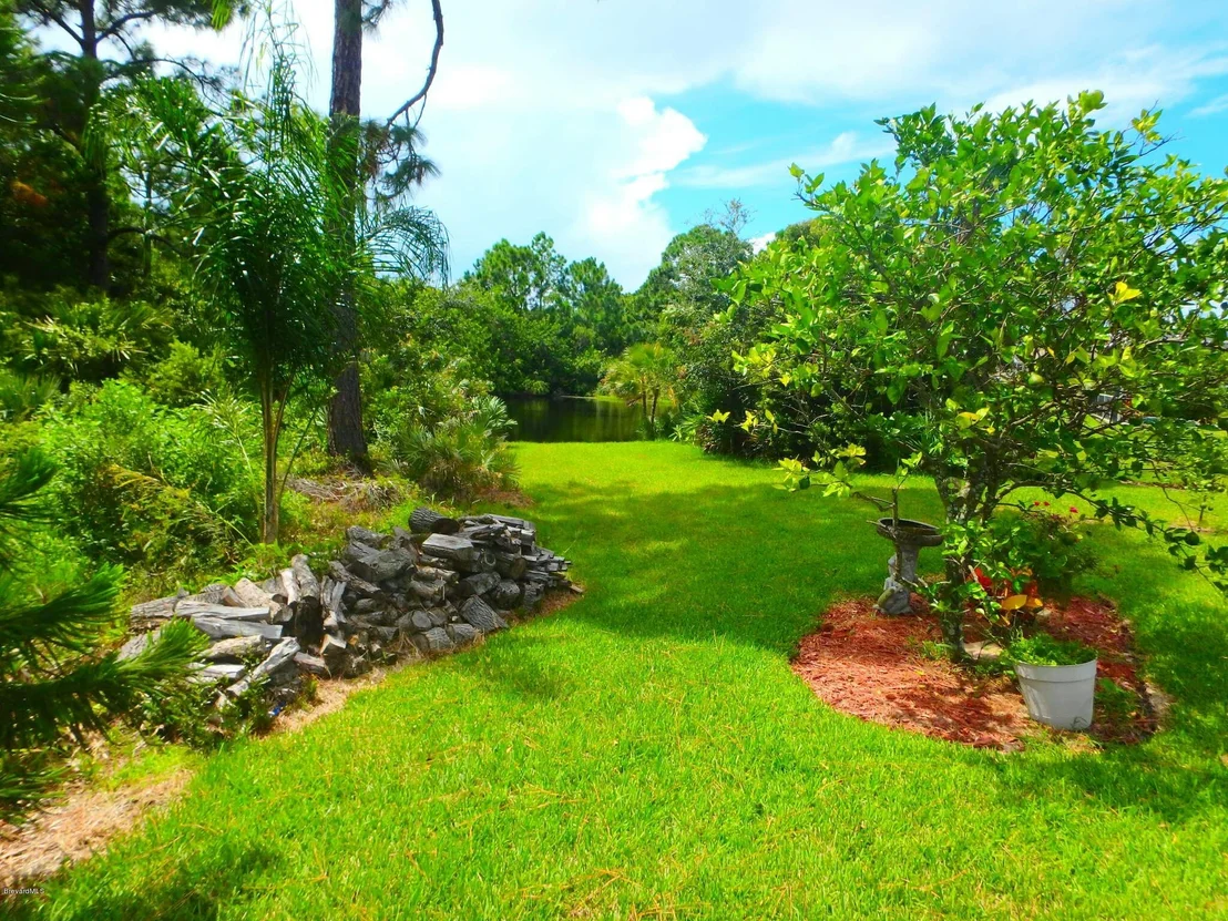 Photo of 1875 Sun Gazer Drive