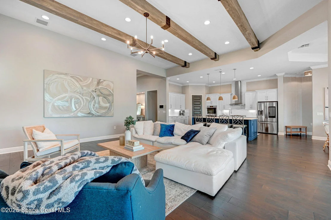 Photo of 8116 Stonecrest Drive