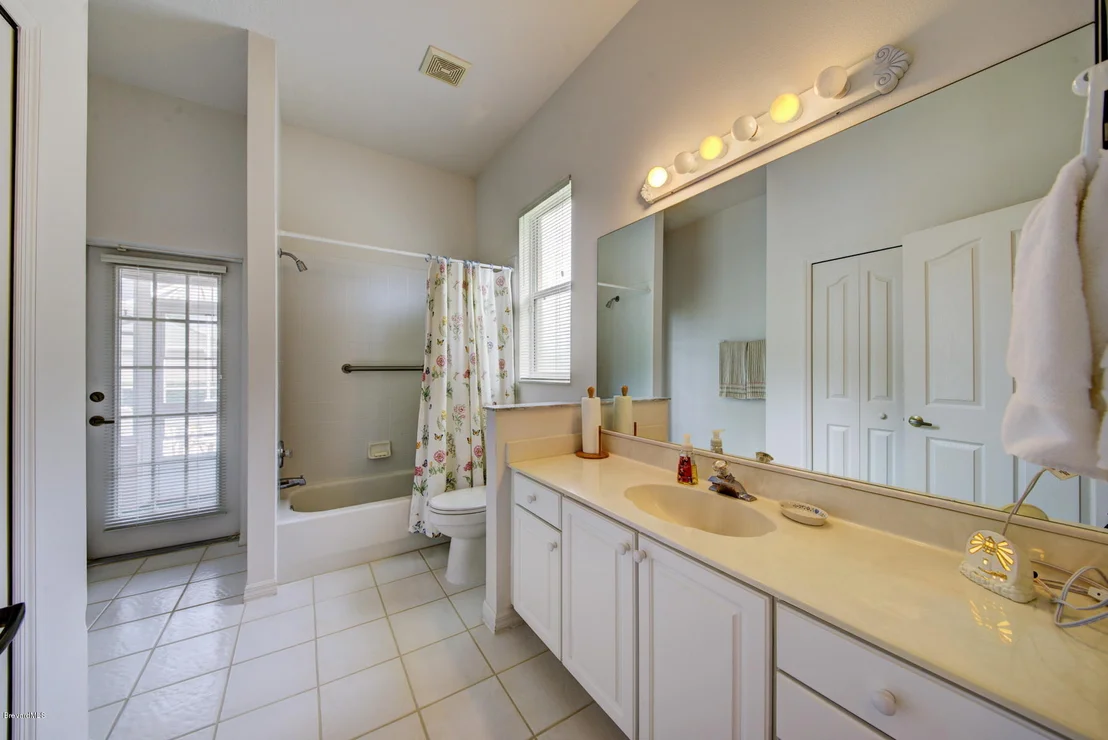 Photo of 5778 Newbury Circle