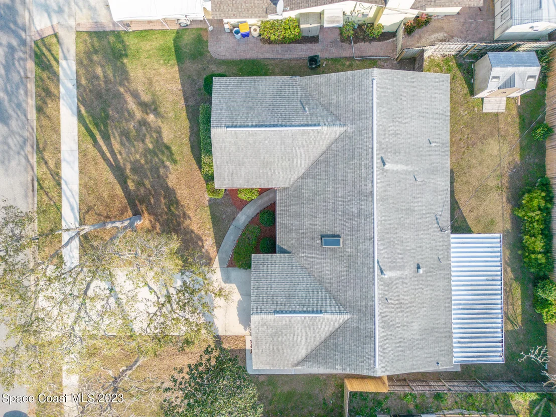 Photo of 909 Kings Post Road