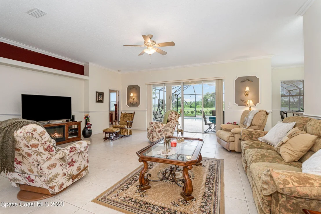 Photo of 1940 Windbrook Drive