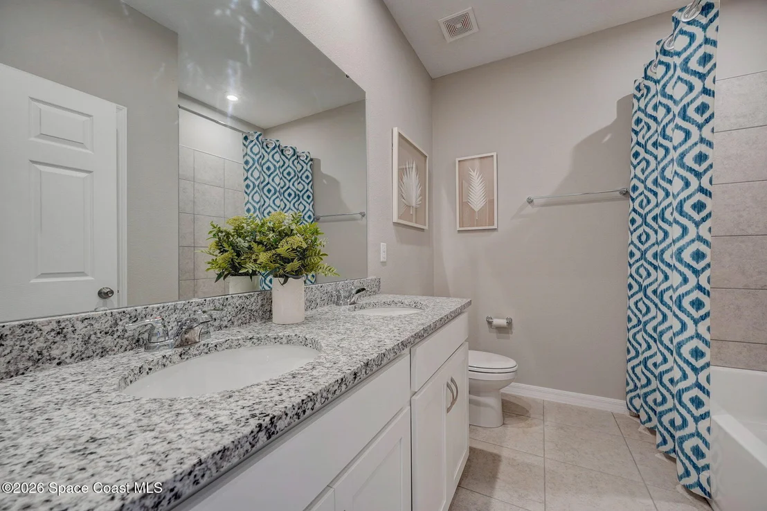 Photo of 1142 Banff Drive NE
