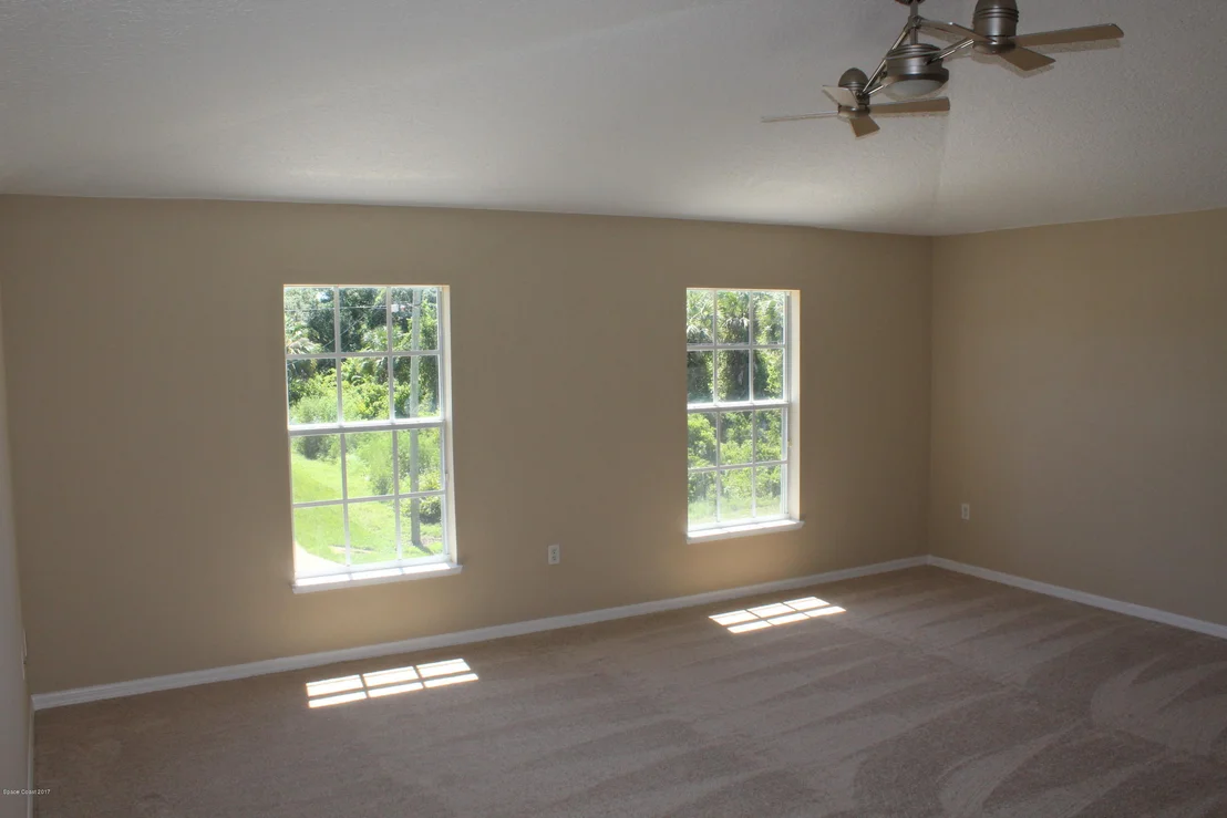 Photo of 6340 Ainsworth Road