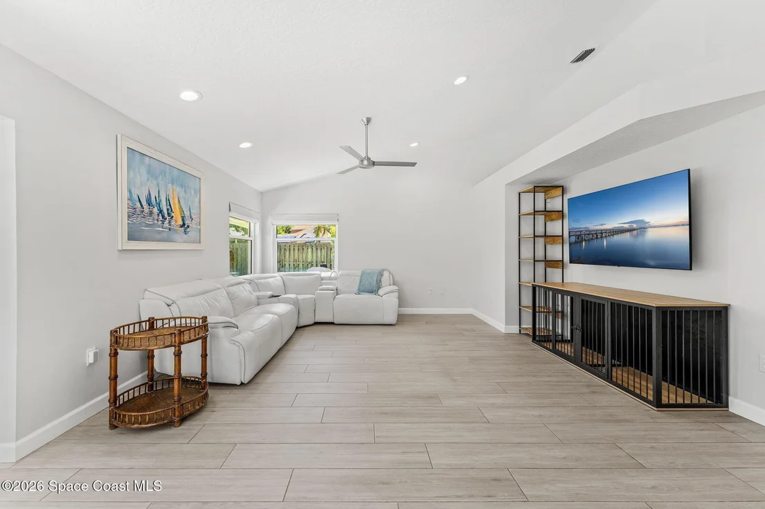 Photo of 5775 Sheffield Place
