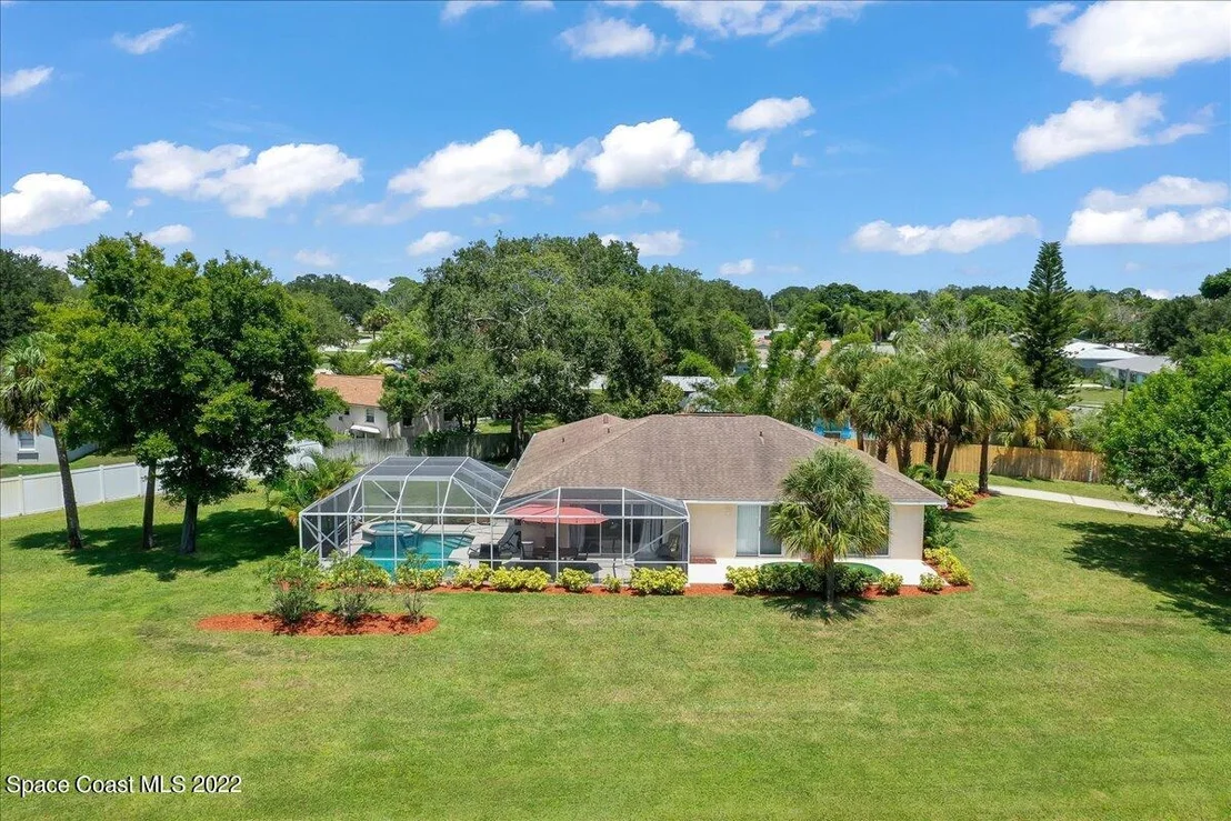 Photo of 2910 Forest Drive