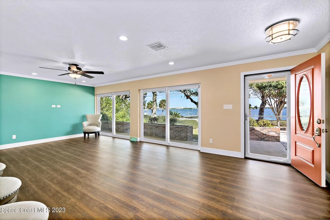 Photo of 535 Rockledge Drive