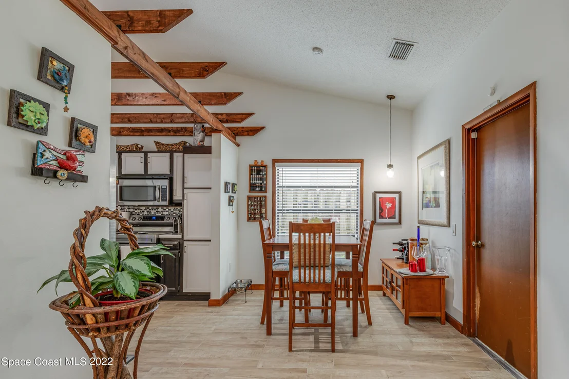 Photo of 1747 Clover Circle
