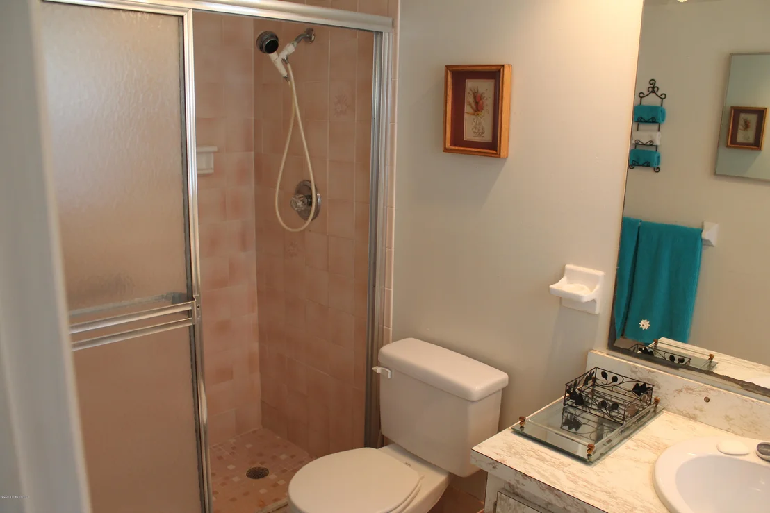 Photo of 896 Jefferson Road