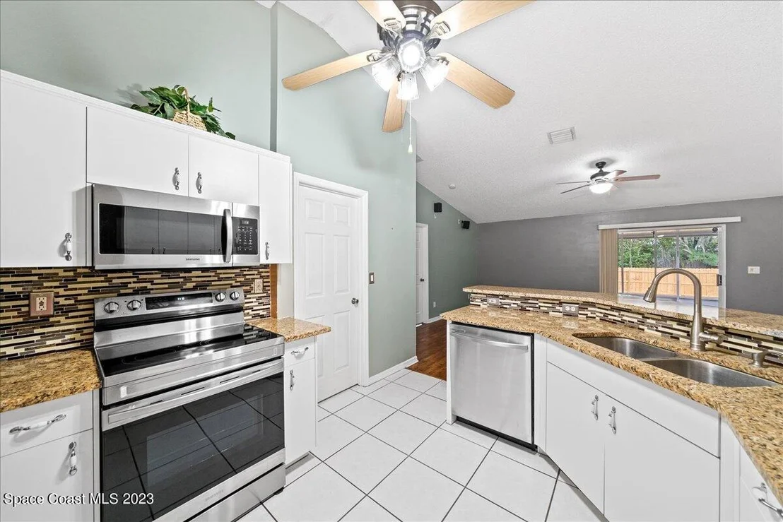 Photo of 545 Arabella Lane