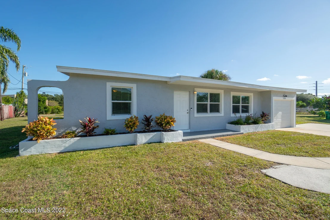 Photo of 1080 Barclay Drive