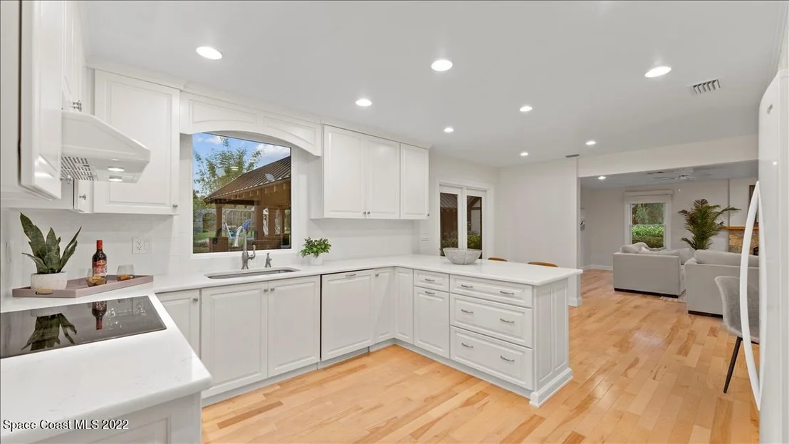 Photo of 1335 Rockledge Drive