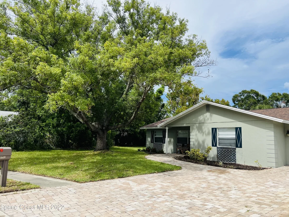 Photo of 2149 Circlewood Drive