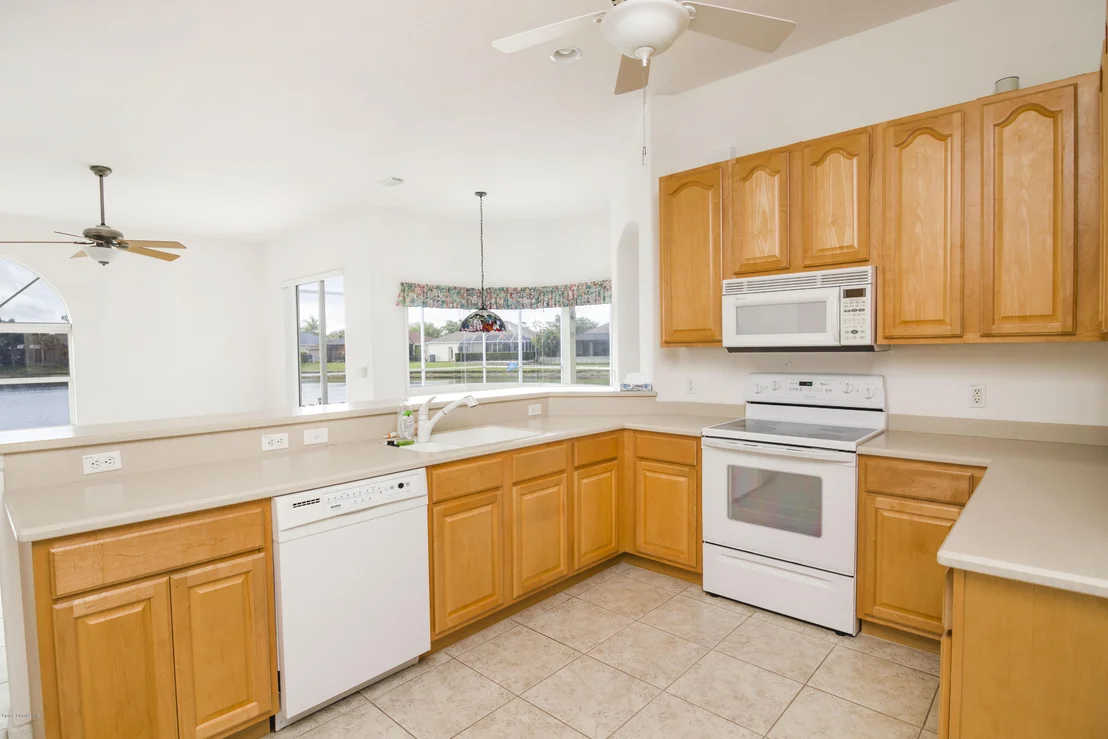 Photo of 4877 Alamanda Drive