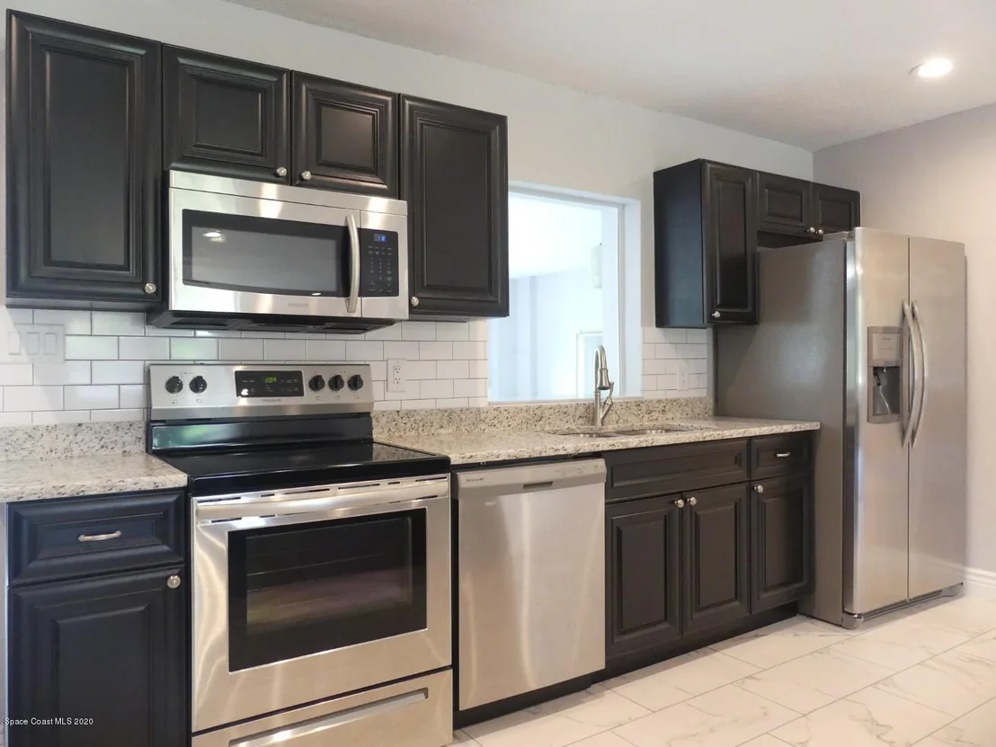 Photo of 5040 Scott Road