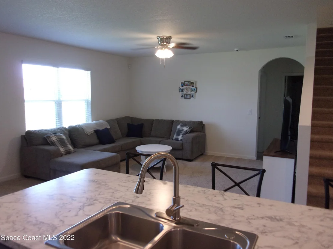 Photo of 735 Sorrento Drive