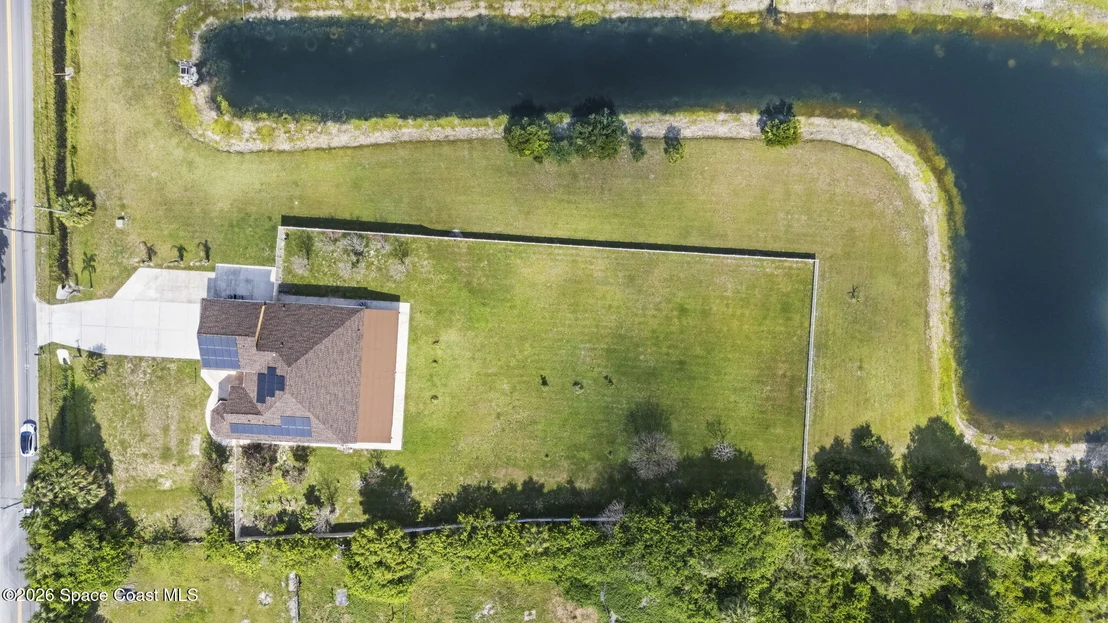 Photo of 900 Hall Road