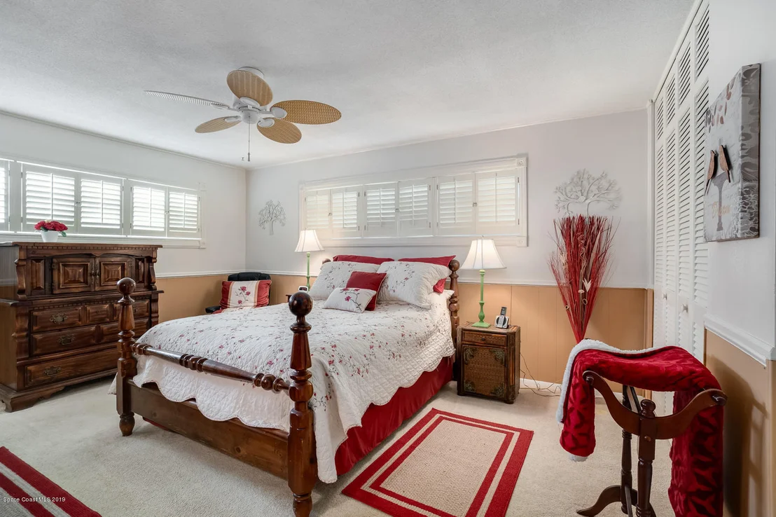 Photo of 933 Bluewater Drive