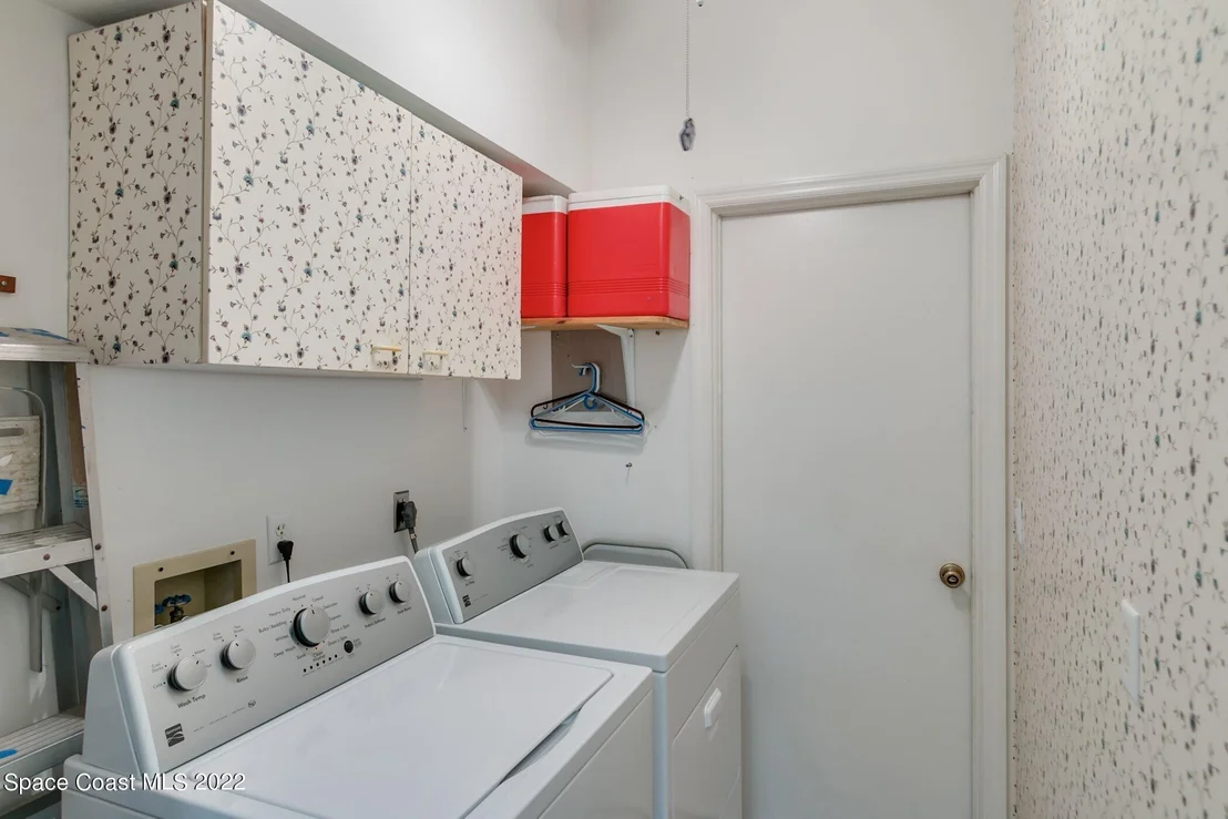 Photo of 874 Shoshone Lane