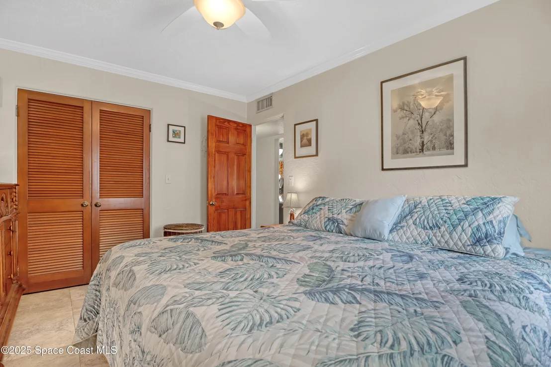 Photo of 54 W Bay Drive