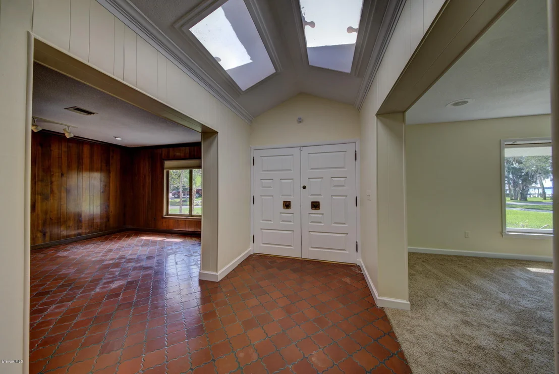 Photo of 2205 ROCKLEDGE Drive