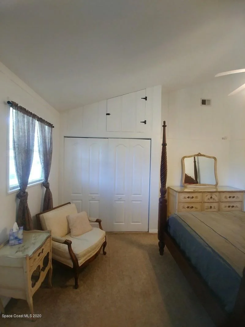 Photo of 790 Cobblestone Lane NE