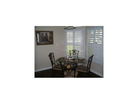 Photo of 1874 Ficus Point