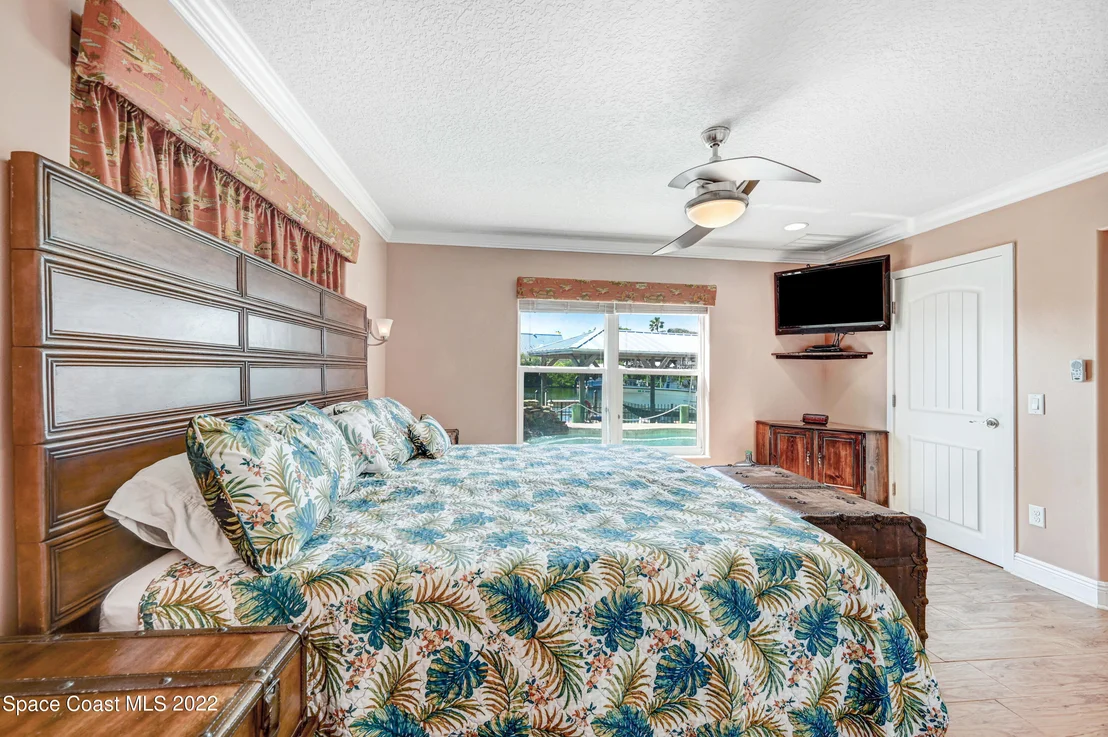 Photo of 414 Thrush Drive
