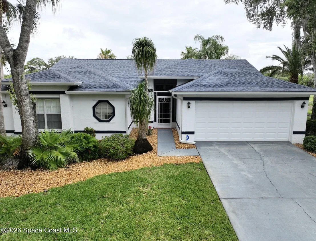 Photo of 1230 Meadowbrook Road NE