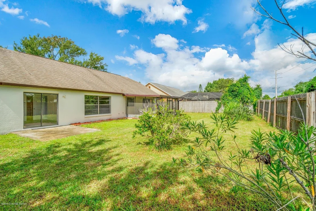 Photo of 908 Jamestown Drive