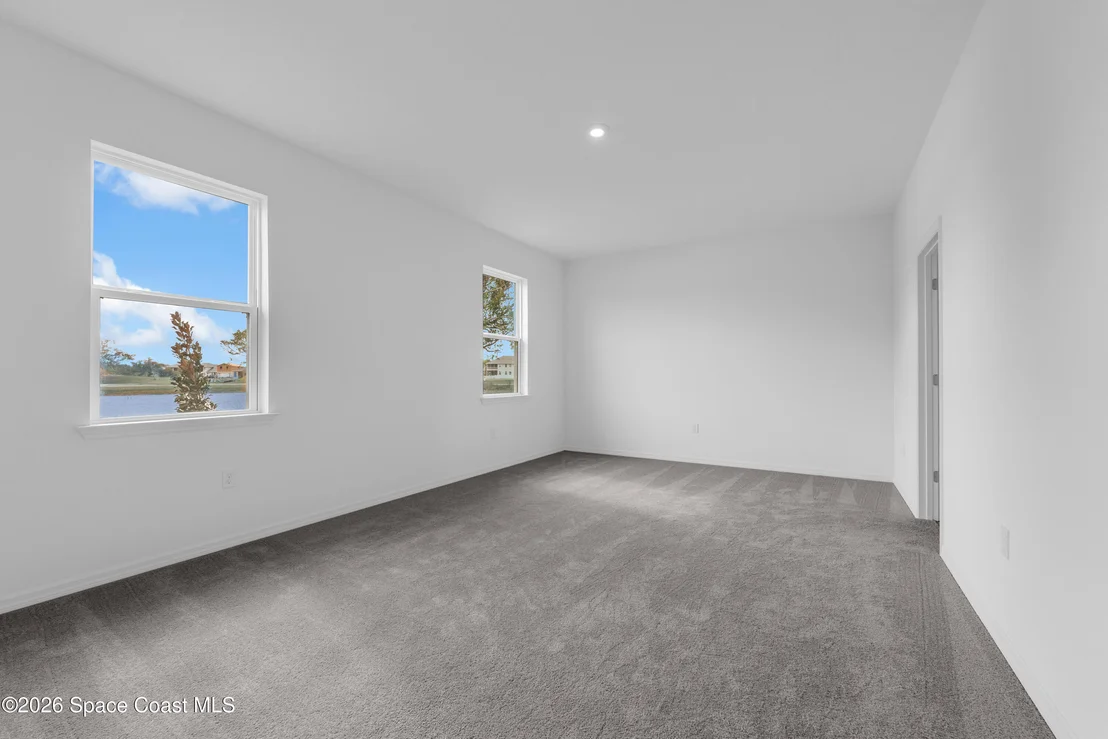 Photo of 1012 Banff Drive NE