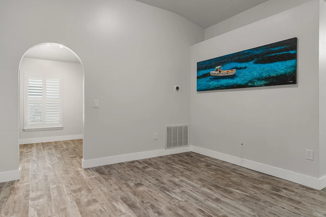 Photo of 1223 White Oak Circle