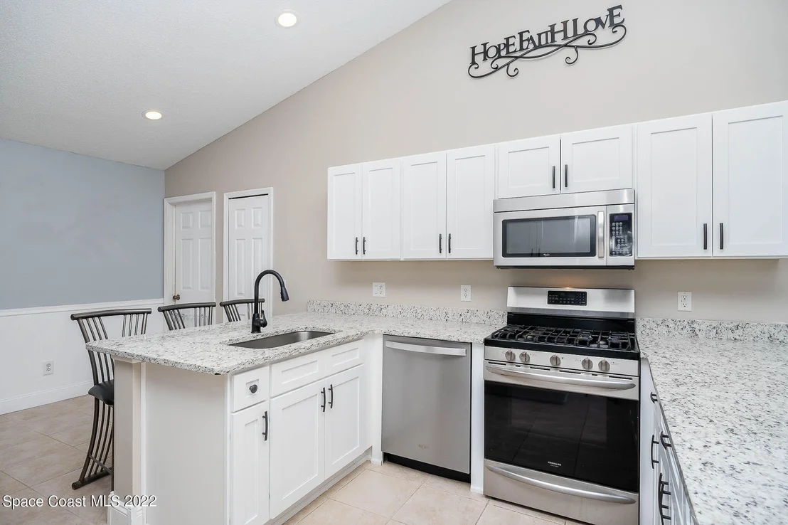 Photo of 4250 Silver Lake Drive