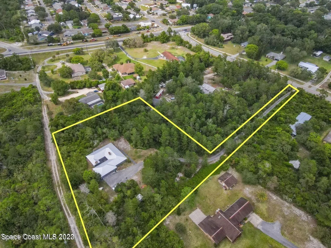 Photo of 1420 War Eagle Boulevard