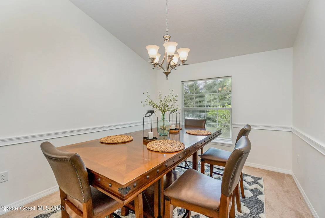 Photo of 11047 Oakshore Lane