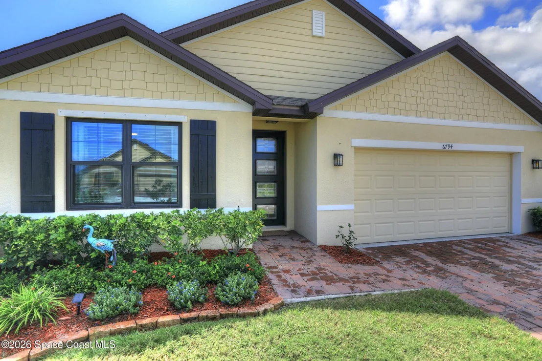 Photo of 6794 Topaz Drive