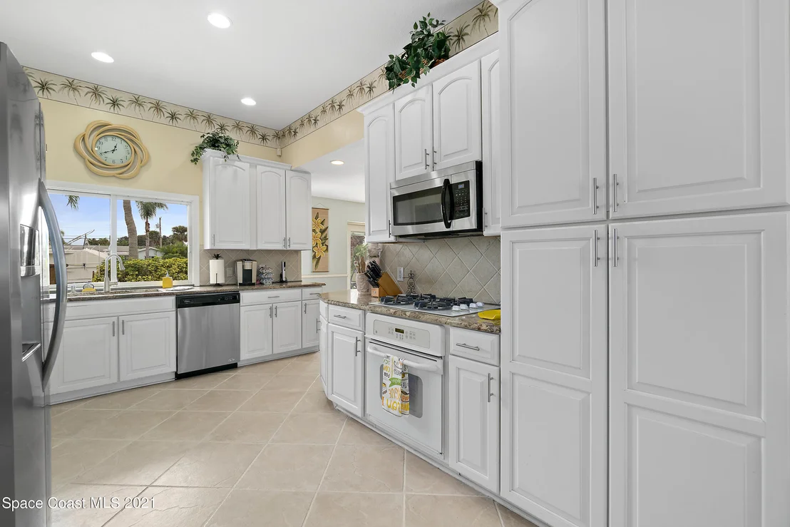 Photo of 432 Cardinal Drive