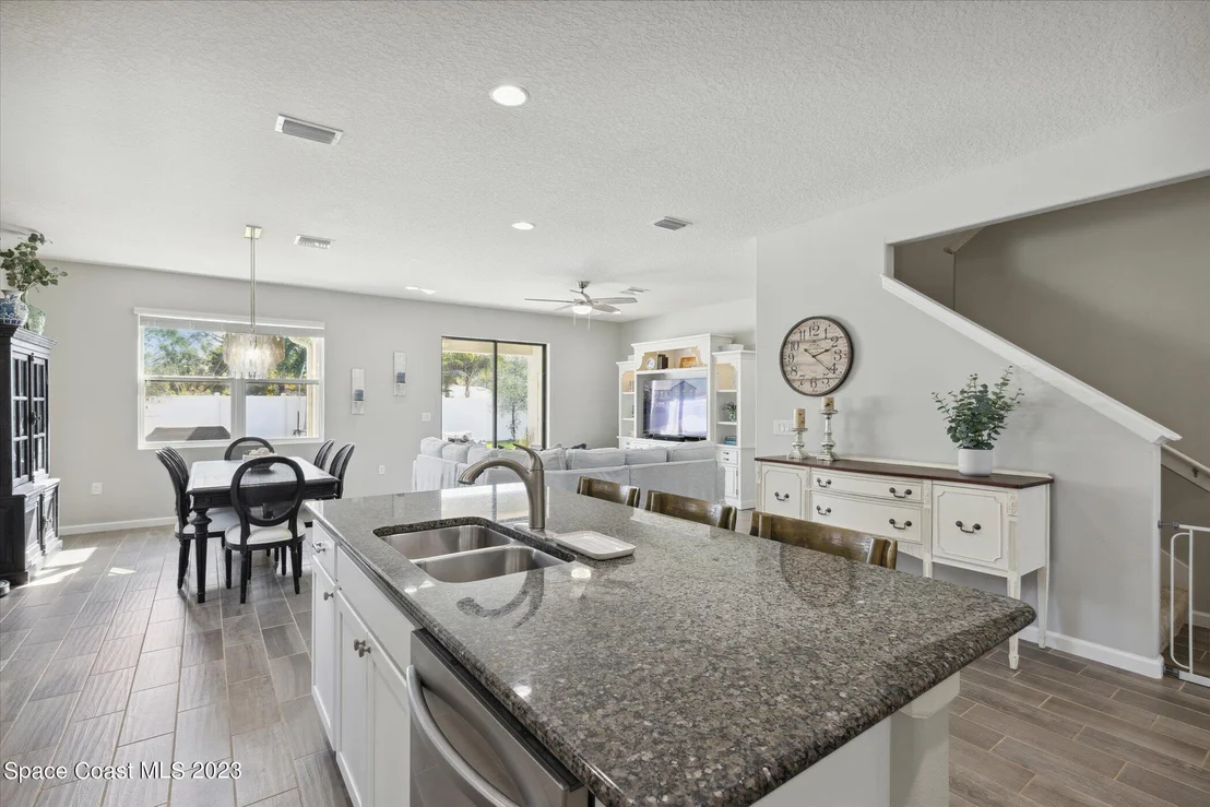 Photo of 1305 Fuji Drive