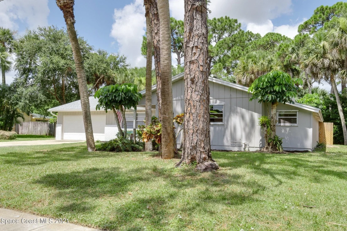 Photo of 603 Dundee Circle