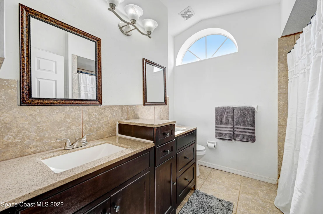 Photo of 5160 Arlington Road