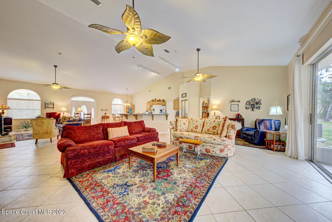 Photo of 3333 Aloha Lane