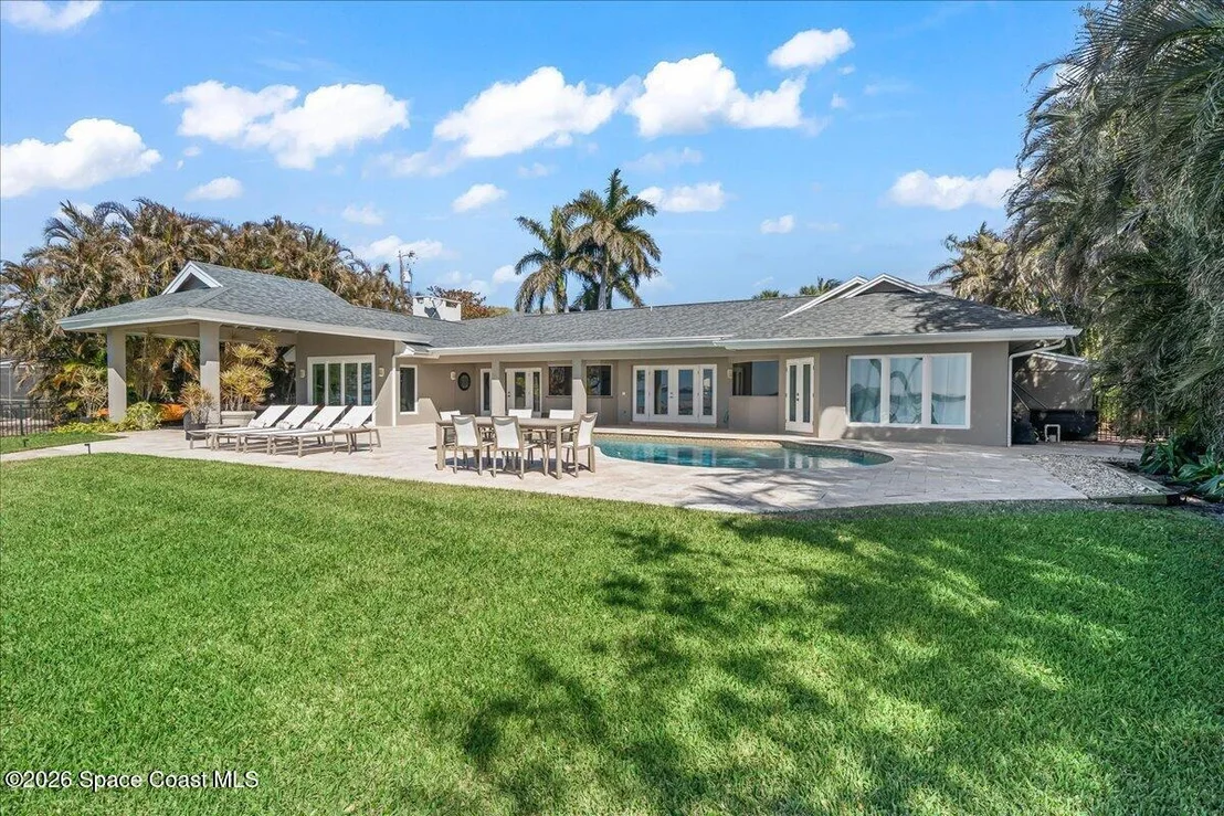 Photo of 408 Riverside Drive