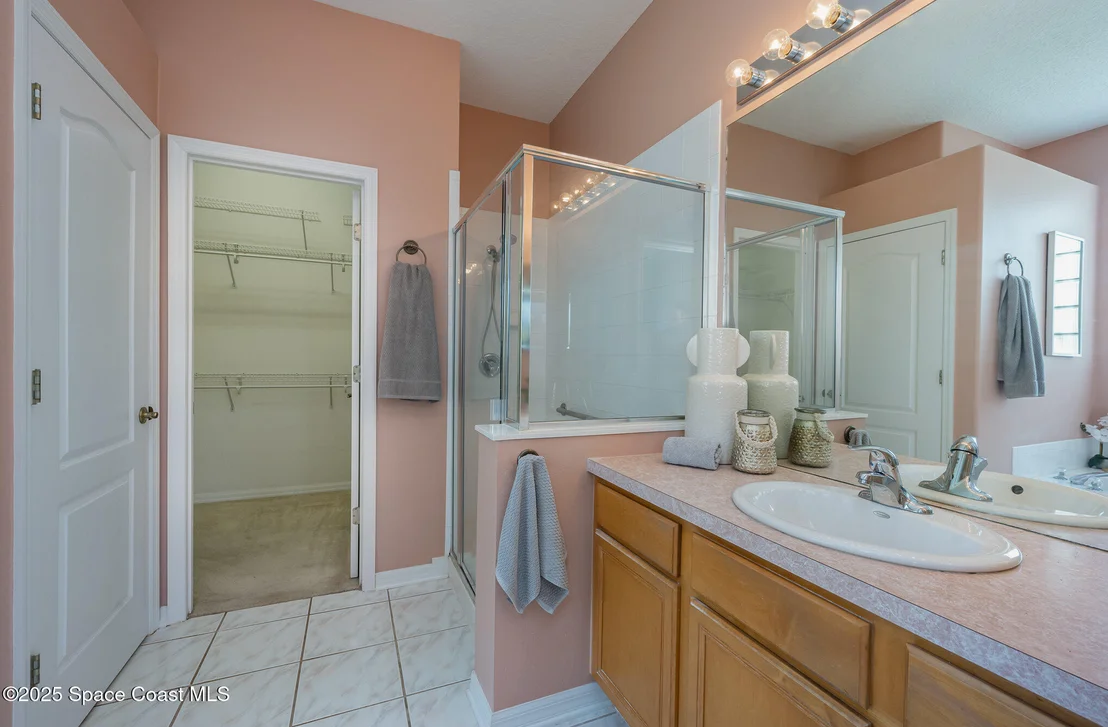 Photo of 976 Wimbledon Drive